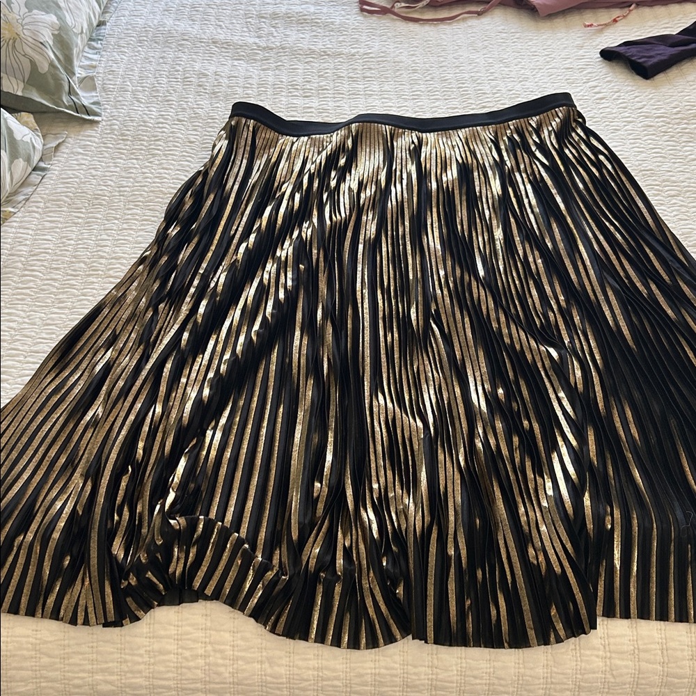 Lane Bryant Black & Gold Pleated Skirt